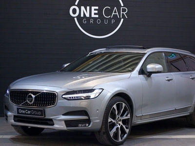 Volvo V90 Cross Country D5 AWD MAXUTRUSTAD Nedlackad 235hk