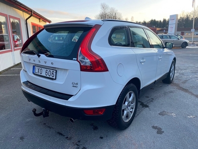 Volvo XC60 D4 AWD Geartronic Momentum Euro 5, drag