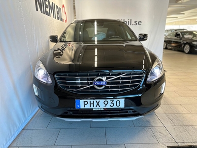 Volvo XC60 D4 AWD Summum Kamera/Navi/Panorama/Dragkrok/VoC