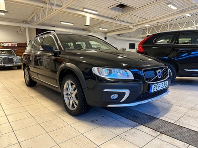 Volvo XC70 D4 AWD Aut Värmare Summum Drag Navi Voc 2brukare