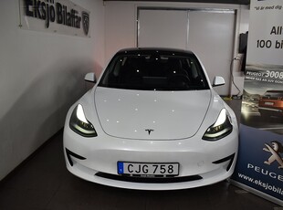 Tesla Model 3 Standard Range Plus 325hk Automat *Vinterdäck*