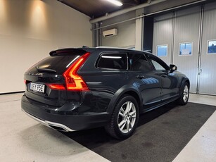 Volvo V90 Cross Country D4 AWD Automat Momentum Skinn Nav SV