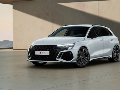 Audi RS3 Sportback 400 HK S T