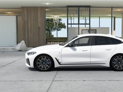 BMW i4 M50 Fully Charged, M-Sport, Innovation, Drag, HK