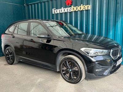 BMW X1 sDrive20i Sport line Navi HuD Drag