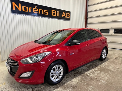 Hyundai i30 1.6 CRDi 110hk 5dr NAVI BACKKAMERA NYBES