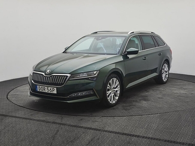 Skoda Superb iV Kombi Combi Style 1.4 TSI 204Hk DSG /Panorama /Dragkrok