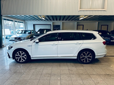 Volkswagen Passat SC GTE 1526mil Cockpit Navi Värmare Moms