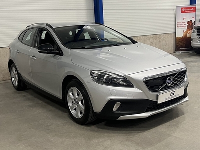 Volvo V40 Cross Country D2 115 HK / Aut / Kamrem Bytt /