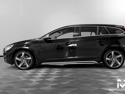 Volvo V60 D5(215HK) R-design/AWD/Summum/Taklucka/VOC/Automat