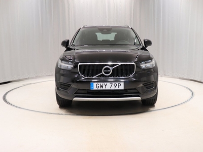 Volvo XC40 T2 129hk Momentum VOC Sensorer Värmare Farthållare