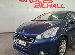 Peugeot 2081.6 e-HDi ,AUTOMAT, Ny Servad , kamremsats byte, ...MM 2012, Halvkombi