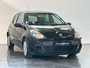 Renault Clio 5-DÖRRARS 1.2 TCE 101HK 5-VÄXLAD 3,95% RÄNTA!!