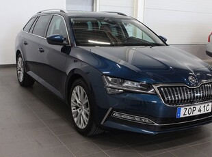 Skoda Superb iV 1.4 Plug-in Hybrid Business Drag Kamera Navi