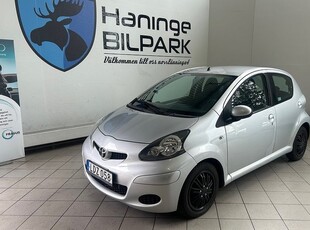 Toyota Aygo5-dr 1.0 VVT-i SUPERDEAL NY SERV KAMKEDJA 2011, Halvkombi