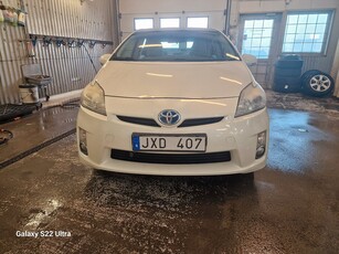 Toyota Prius Hybrid CVT Euro 5 Lågskatt Få ägare