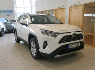 Toyota RAV4 Hybrid AWD 222hk Drag Bränslevärmare V-Hjul MOMS