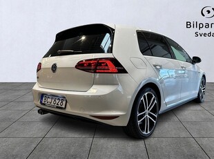 Volkswagen Golf GTD 2.0 TDI Dynaudio Panorama Värmare 184hk