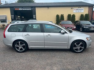 Volvo V50 D2 Momentum Drag/Värmare/nybesiktad