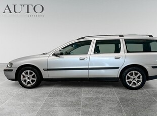 Volvo V70 2.4 140 HK Business Dragkrok Rostfri