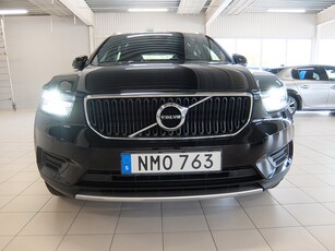 Volvo XC40 T3 Momentum/ Harman Kardon