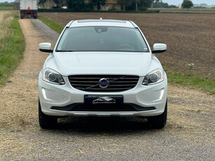 Volvo XC60 D4 AWD AUTOMAT Summum | PANO | SKINN | NAVI