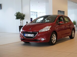 Peugeot 208 5-Dörrar 1.2 VTi Servad Dragkrok Navigation Panorama