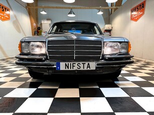 Mercedes-Benz 280 SE / Svensksåld