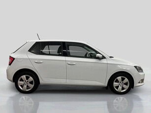 Skoda Fabia 1.2 TSI Elegance P-sensor 90hk