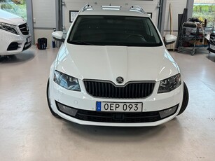 Skoda Octavia Kombi 1.6 TDI Premium, Style Euro 6