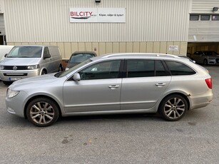 Skoda Superb Kombi 2.0 TDI Elegance Aut Drag