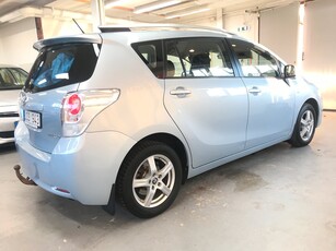 Toyota Verso 1.8 Valvematic 7 sits bes servad Dragkrok 147HK