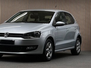 Volkswagen Polo 1,4/ 5-DÖRRAR/ COMFORTLINE/ GPS/ NY SERVAD