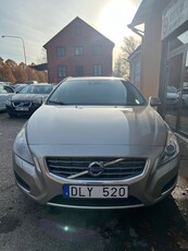 Volvo V60 D2 Momentum Euro 5 Bes Drag/Avbet:964 kr / mån