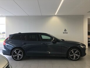 Volvo V60 Recharge T8 II R-Design 360 H/K Pano Black Week