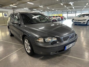 Volvo V70 2.5T Business Euro 4 Nyservad Dragkrok