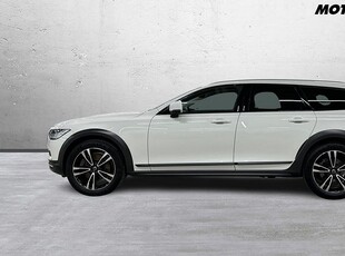 Volvo V90 Cross Country D4 AWD