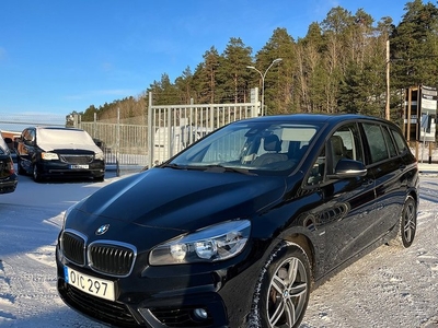 BMW 220218 d Gran Tourer Sport line 7-sits Nybesiktigad Euro 6 2016, Minibuss