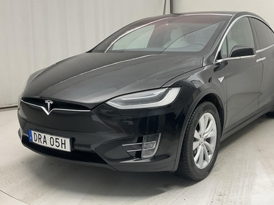 Tesla Model X 90D