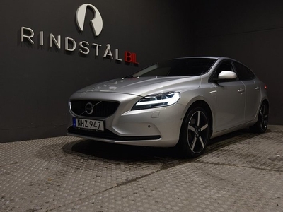 Volvo V40D3 AUT DRAG NAVI VOC BLIS MOMENTUM PDC 18