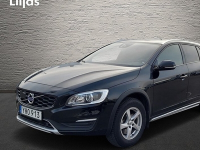 Volvo V60Cross Country D4 Business Adv Summum 2017, Kombi