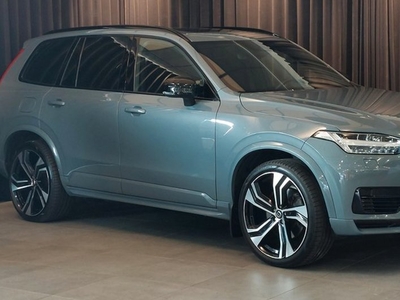 Volvo XC90T8 AWD R-Design B&O Pano 360° 22