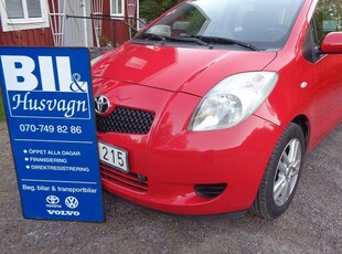 Toyota Yaris3D 1.3 VVT-i AUTOMAT NYBES MV FARTH INBYTE 2006, Halvkombi