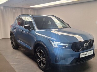 Volvo XC40B3 FWD Bensin Plus Dark 2024, SUV