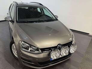 Volkswagen Golf Sportscombi 1.6 TDI AWD Kamera Värmare Drag