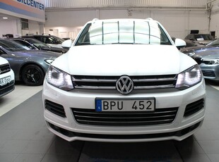 Volkswagen Touareg 3.0 TDI 245hk 4M R-line Pano Värmare Drag