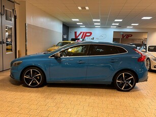 Volvo V40 D4 (177hk) Geartronic Panorama Navi R-Design