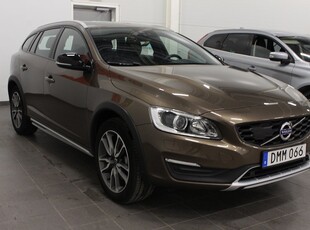 Volvo V60 Cross Country D3 Summum Kam Drag Nav BLIS VOC