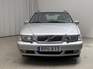 Volvo V70 2.4 Classic / OBS 8.873 MIL - 1 ÄGARE / påväg hem..