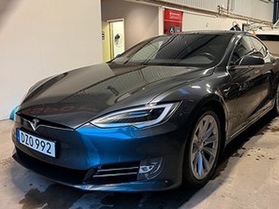 Tesla Model S 90D Luftfjädring, Panorama, mm.